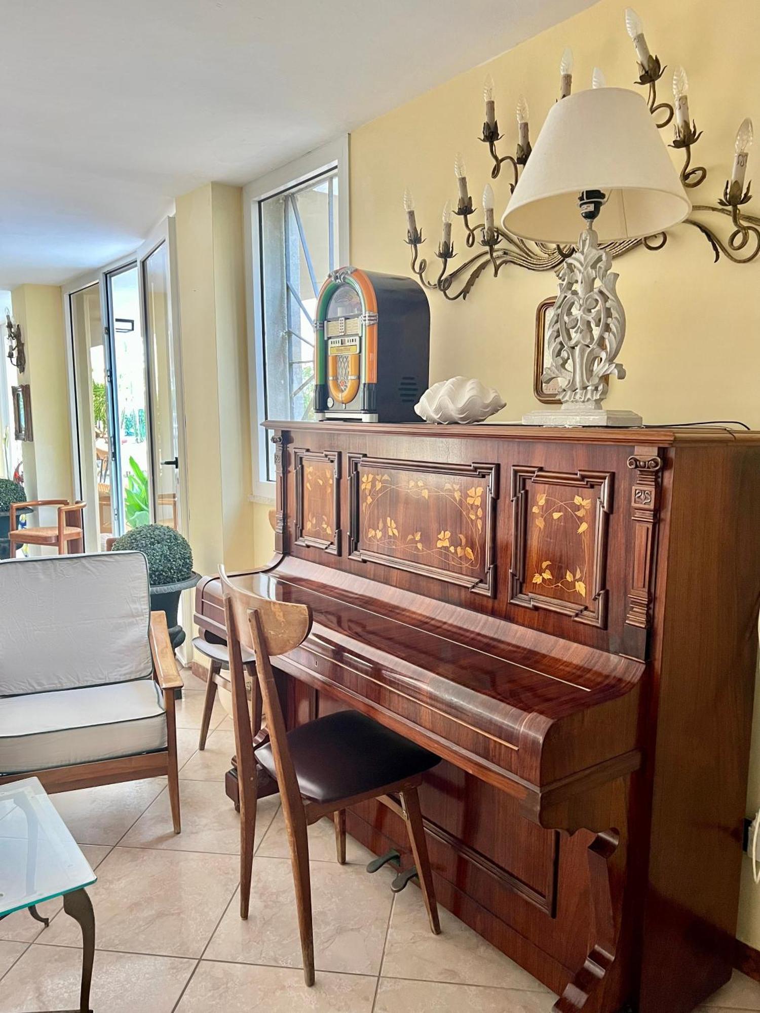 Hotel B&B Montecarlo ミラノ・マリッティマ エクステリア 写真
